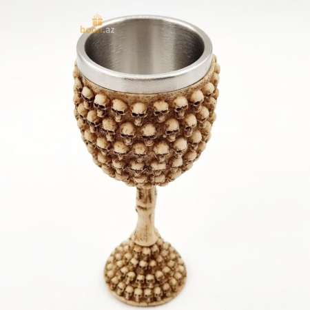 Бокал в готическом стиле "Череп"